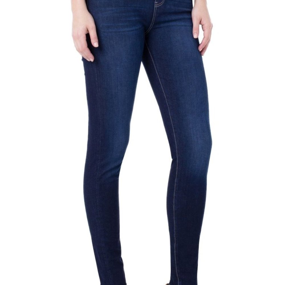 ⭐️Liverpool Petite Gia Glider Pull On Jean